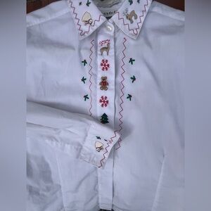Women's Vintage Christmas Themed Embroidered Button-down Shirt